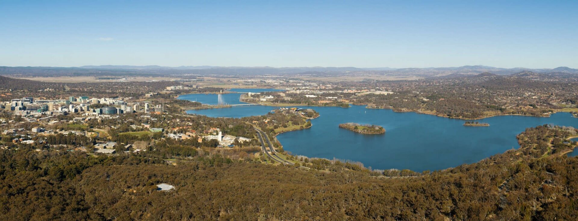 Canberra, foto door JJ Harrison (Wiki media)